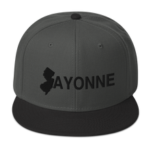 Load image into Gallery viewer, Bayonne Snapback Black Print